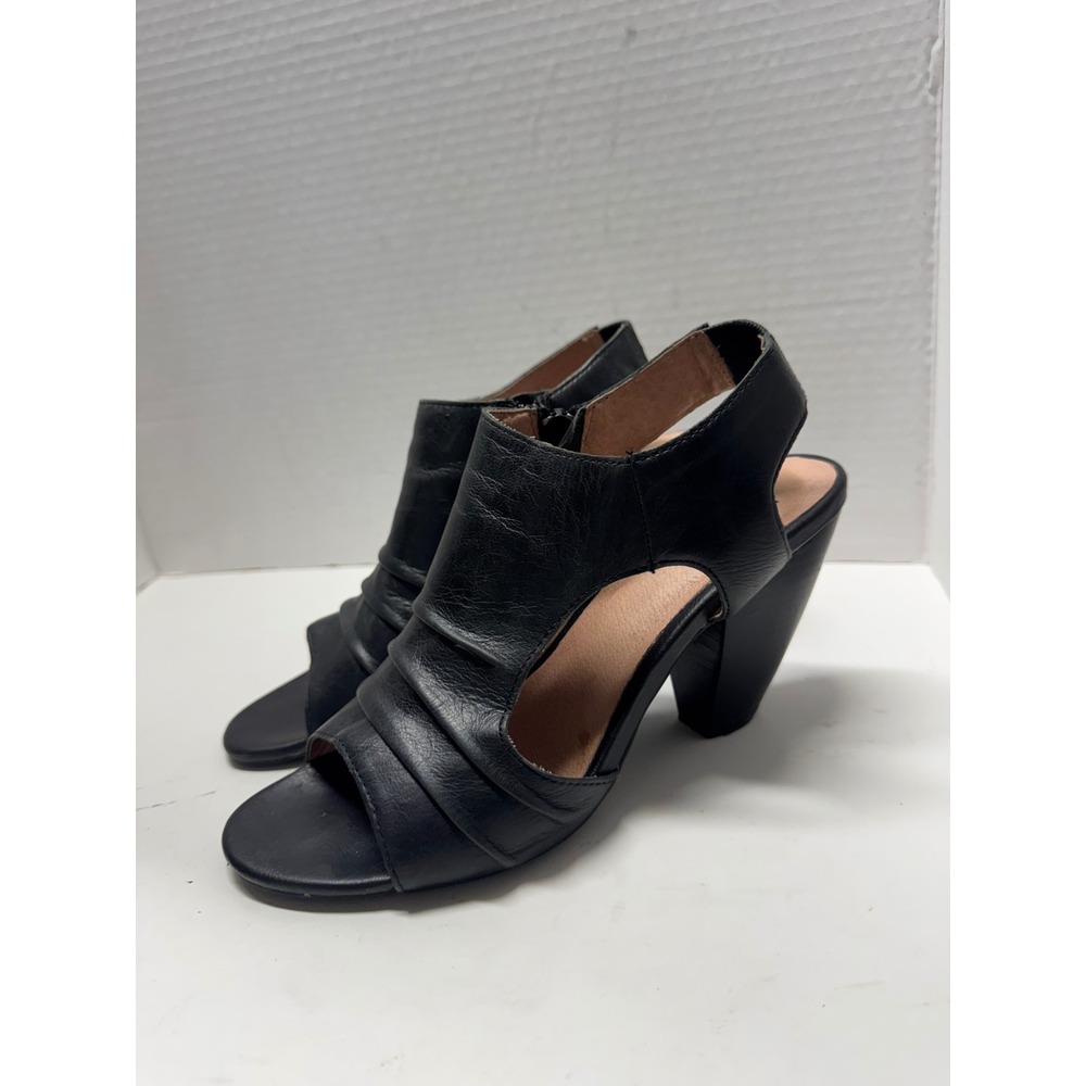 Miz Mooz Wales Black Leather Pleated Peep Toe Block Heel Sandals 7.5 38